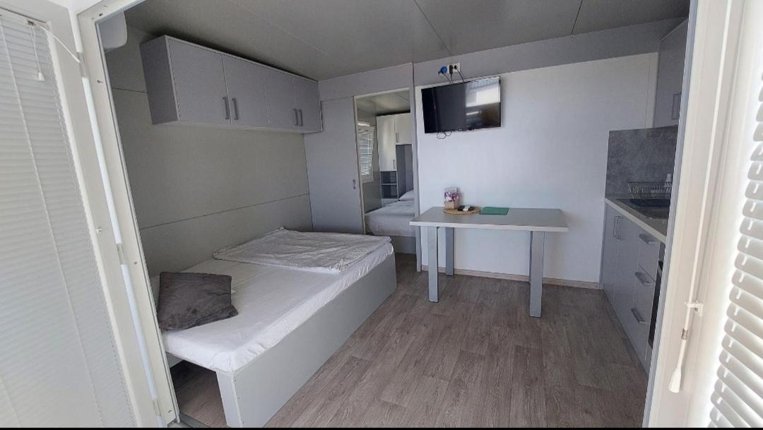 Rasin Mobile Homes Pakoštane Eksteriør bilde