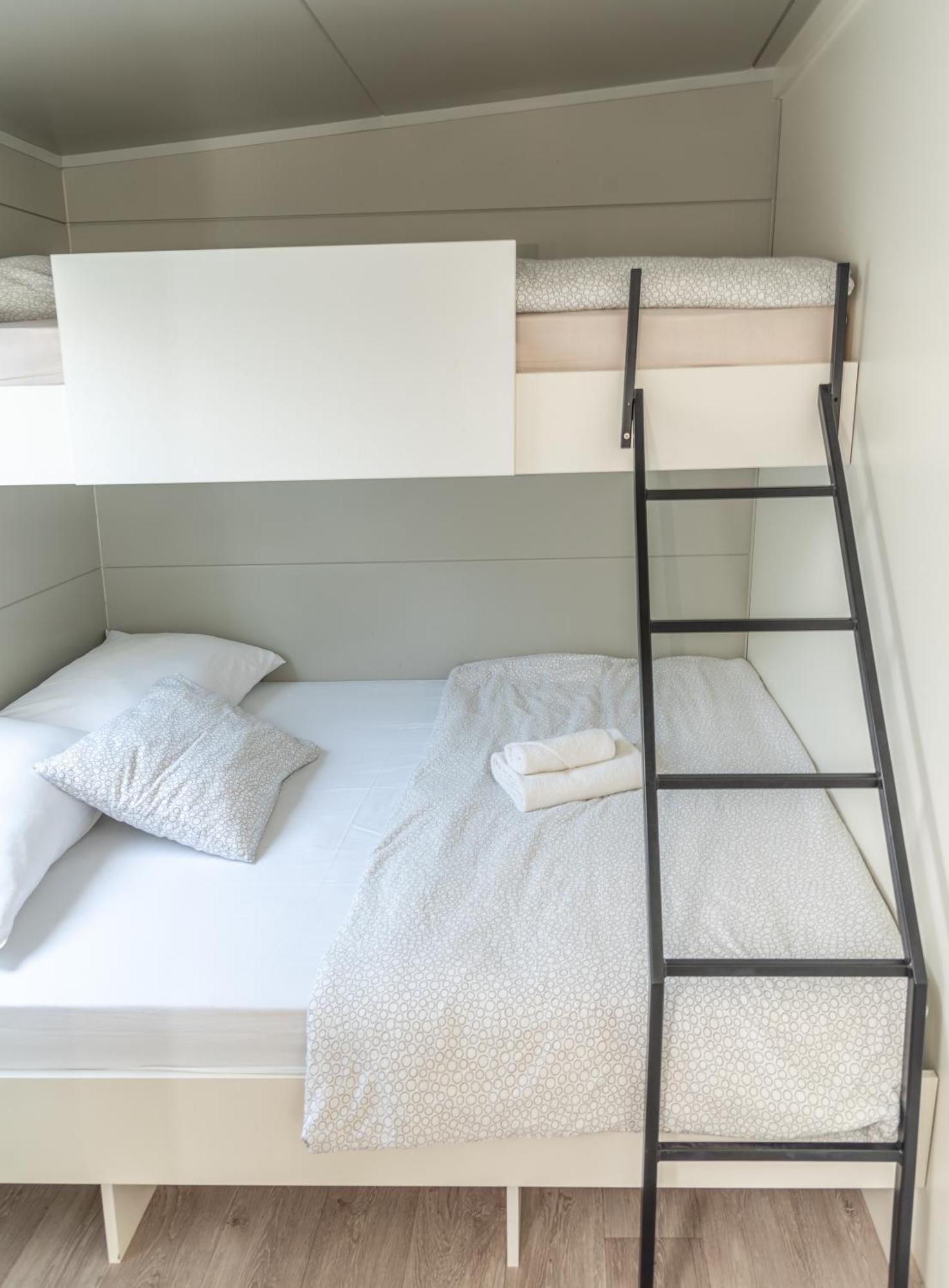 Rasin Mobile Homes Pakoštane Eksteriør bilde